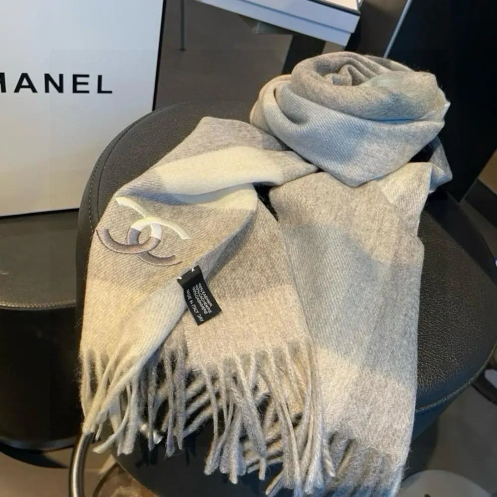 Chanel Scarves CC logo knit scarf image 7