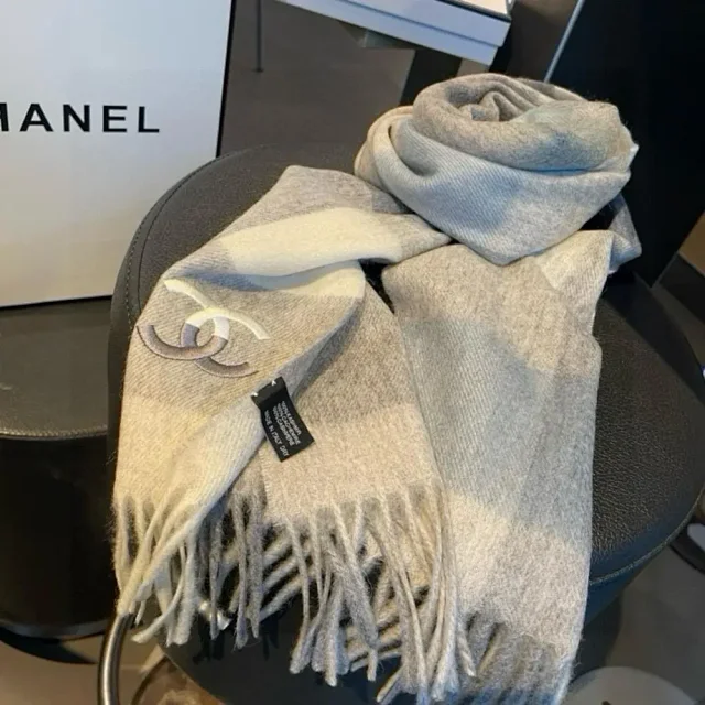 Chanel Scarves CC logo knit scarf product detail image 7