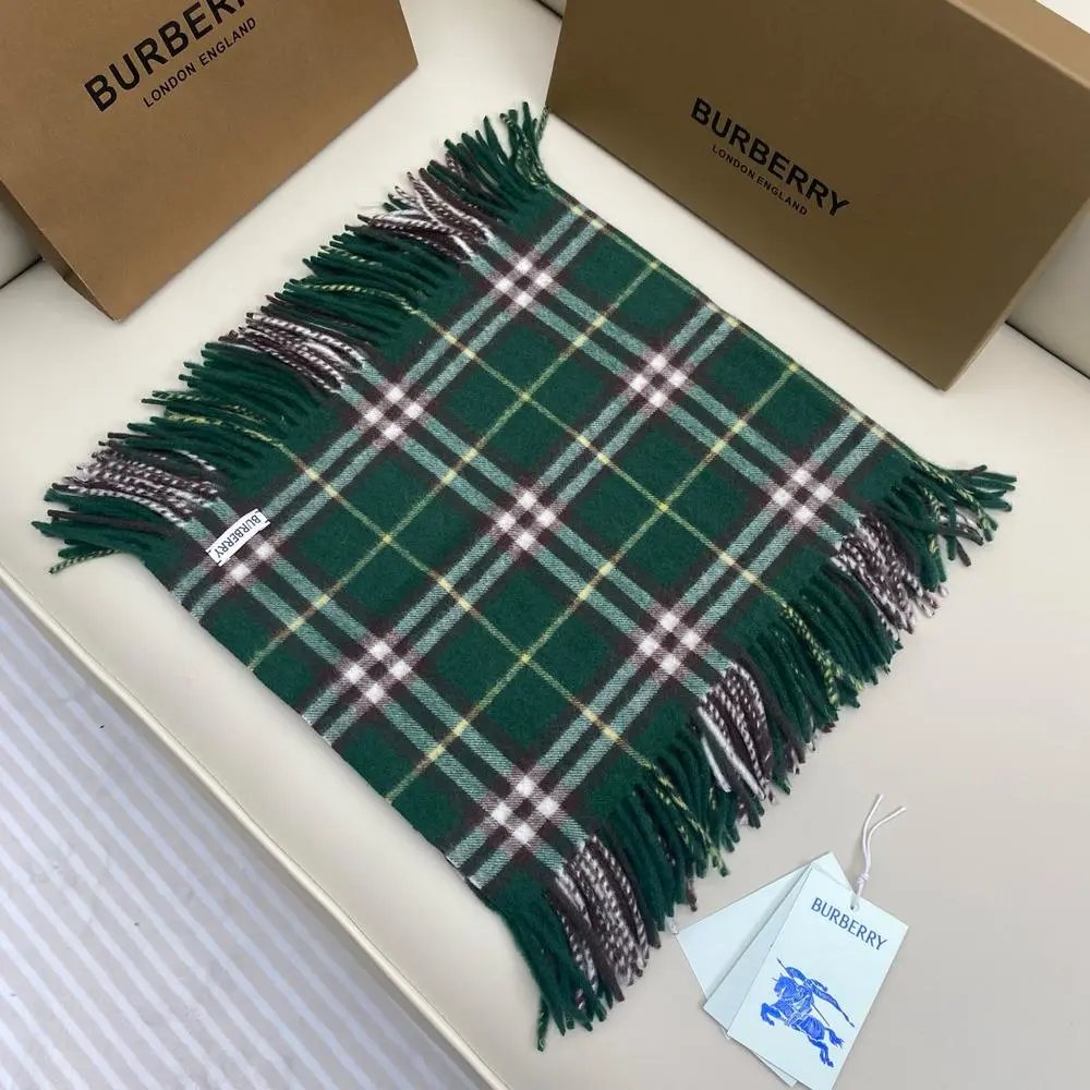 Burberry Scarves Fringed check scarf image 5