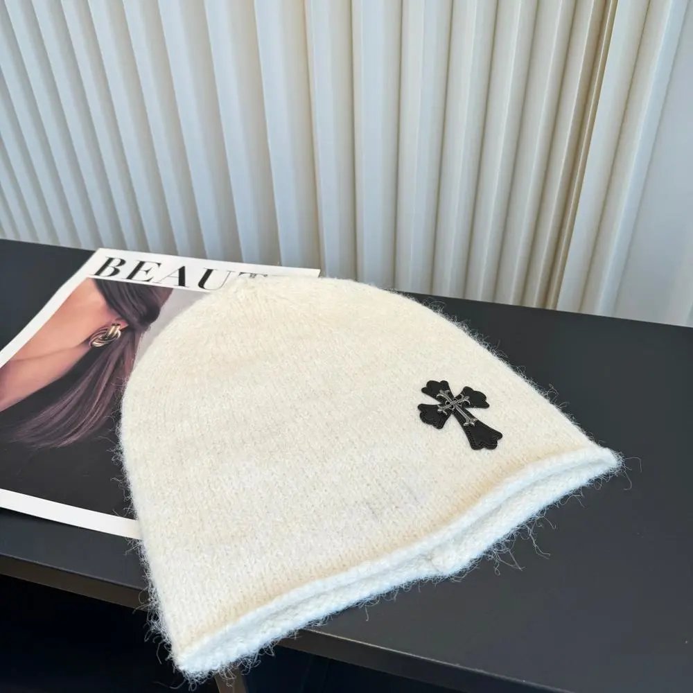 Unbranded Hats Knitted beanie with cross appliqué image 5
