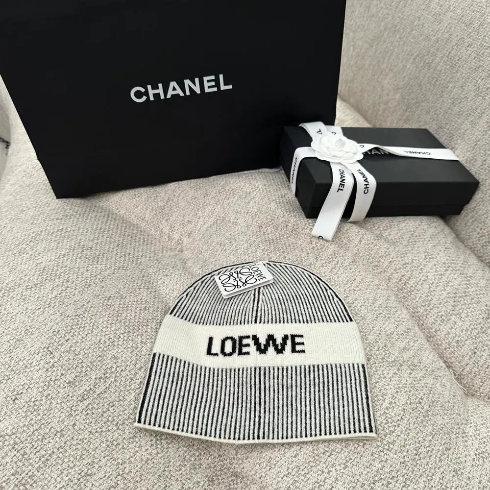 Loewe Hats Logo Knit Beanie image 4