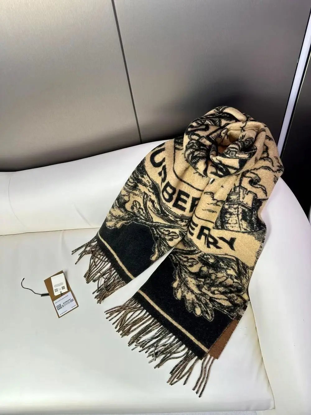 Burberry Scarves Fringed check scarf image 9