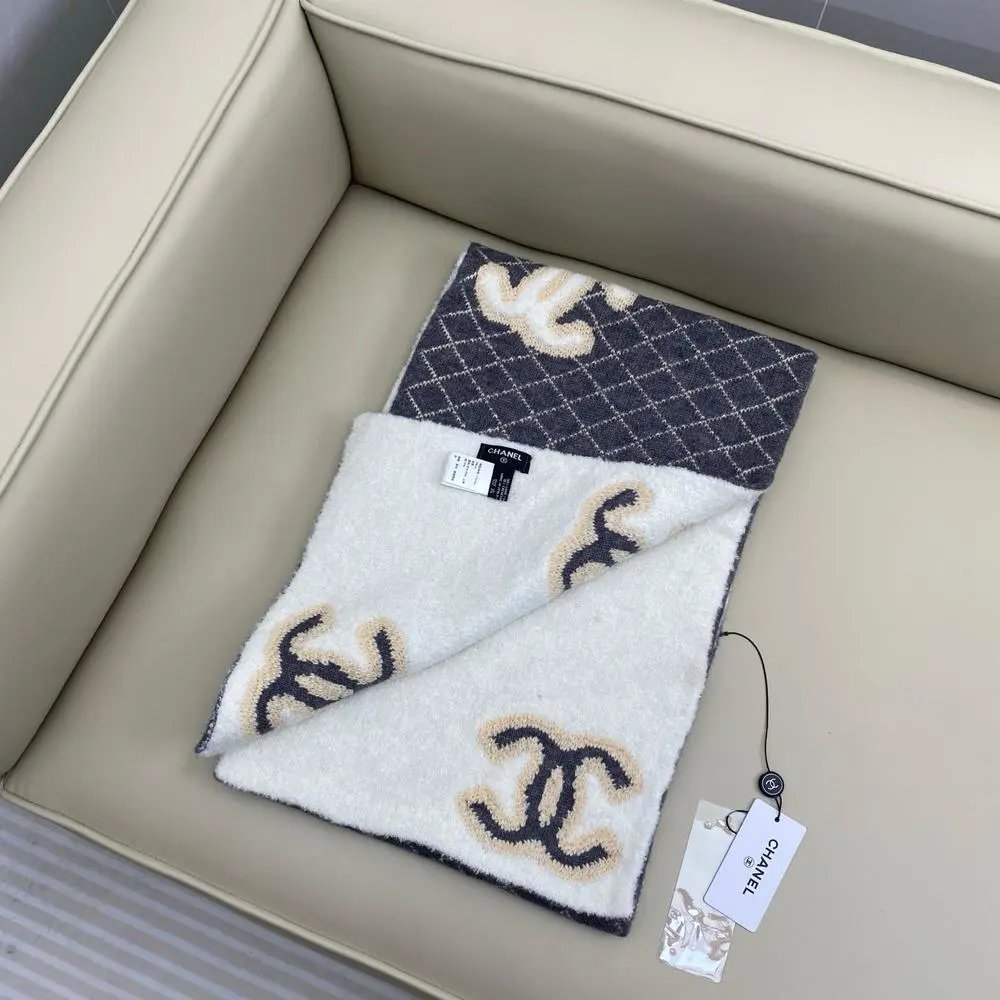 Chanel Scarves CC logo knit scarf image 3