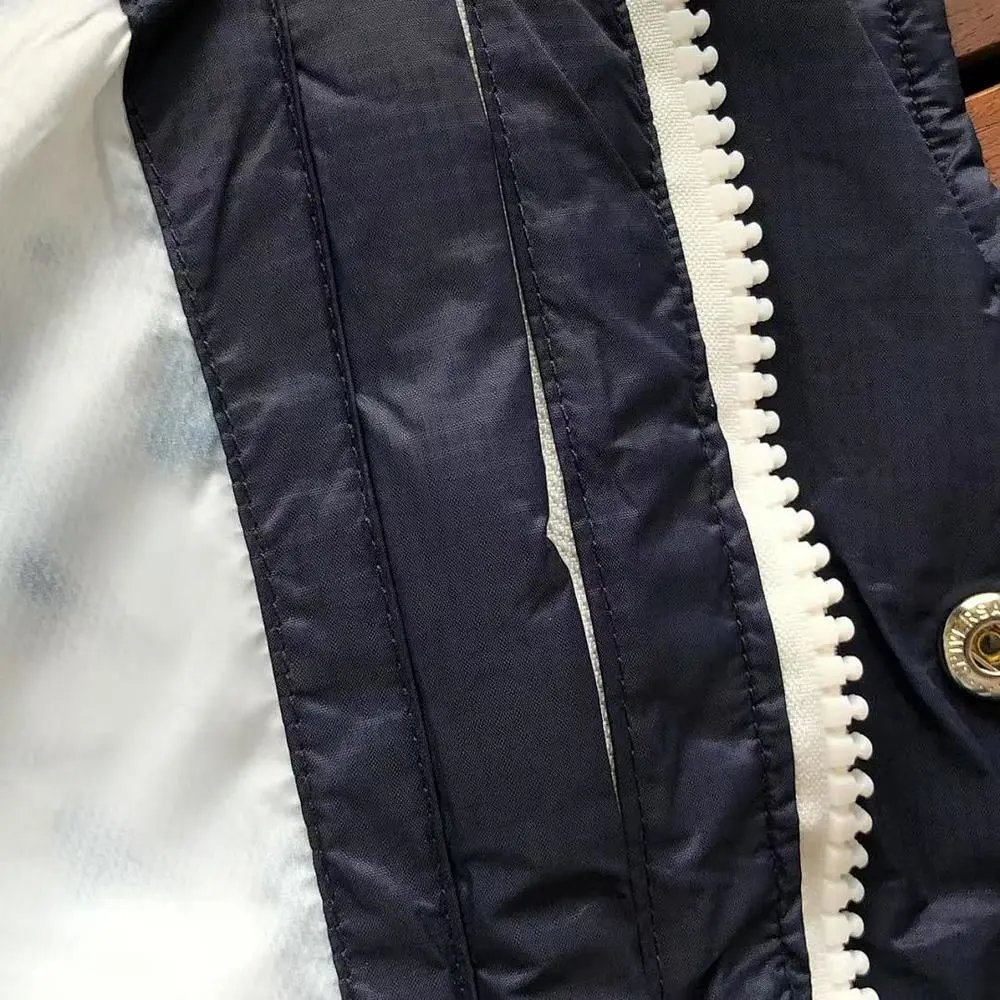Canada Goose Vests Quilted padded stand-collar snap-front vest image 11