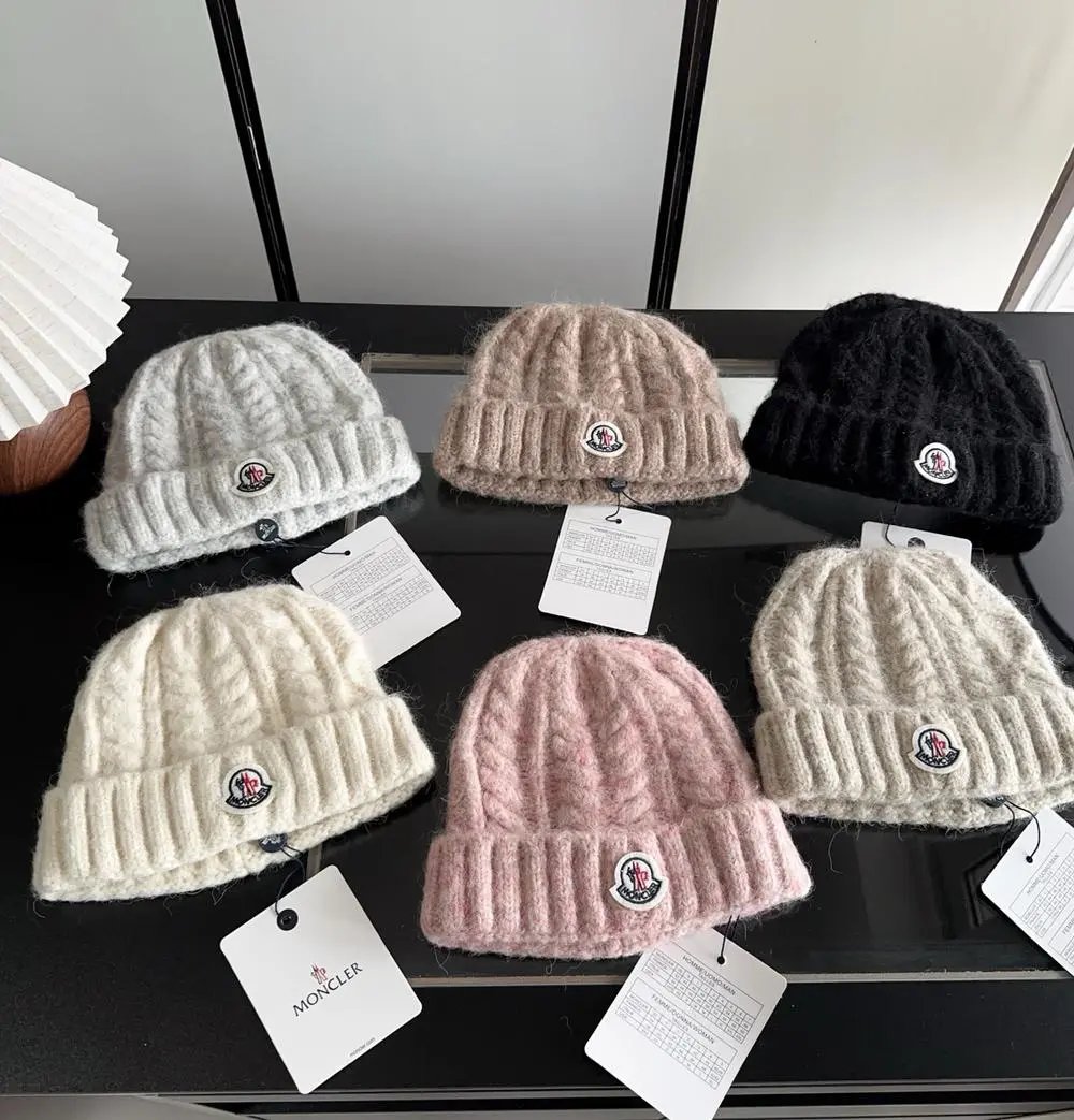 Moncler Knitted hat