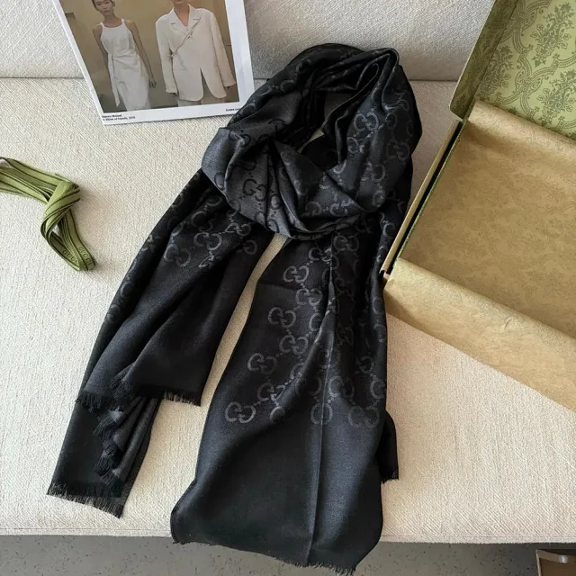 Gucci Scarves GG monogram fringed scarf product detail image 6