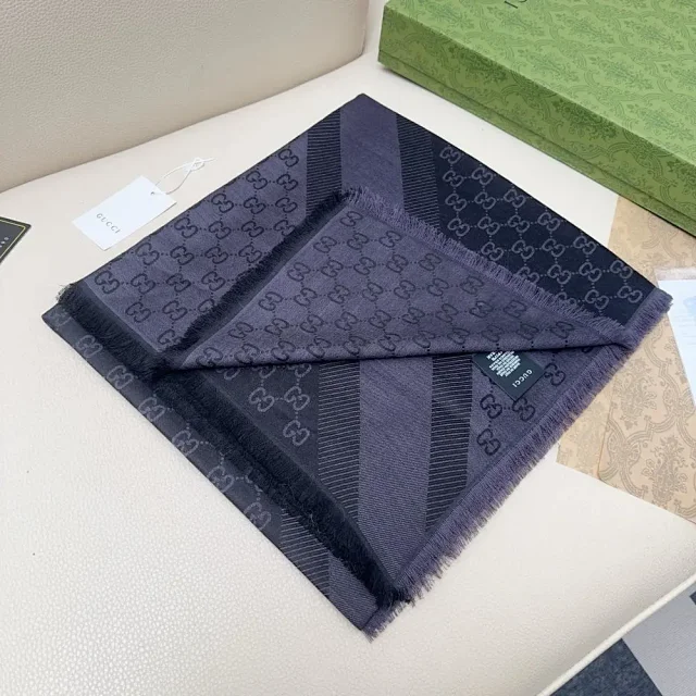 Gucci Scarves GG Monogram Fringed Scarf product detail image 9