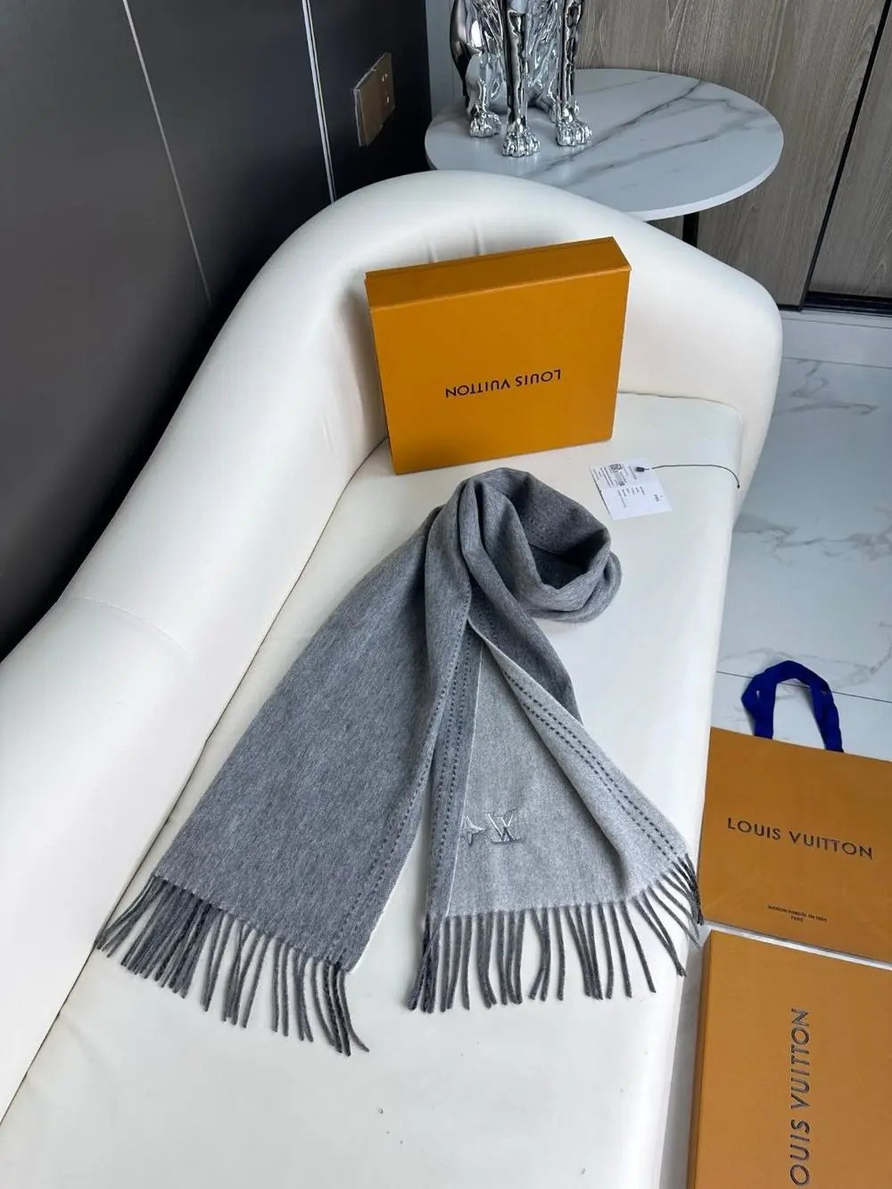 Louis Vuitton Scarves Fringed Monogram Scarf image 7