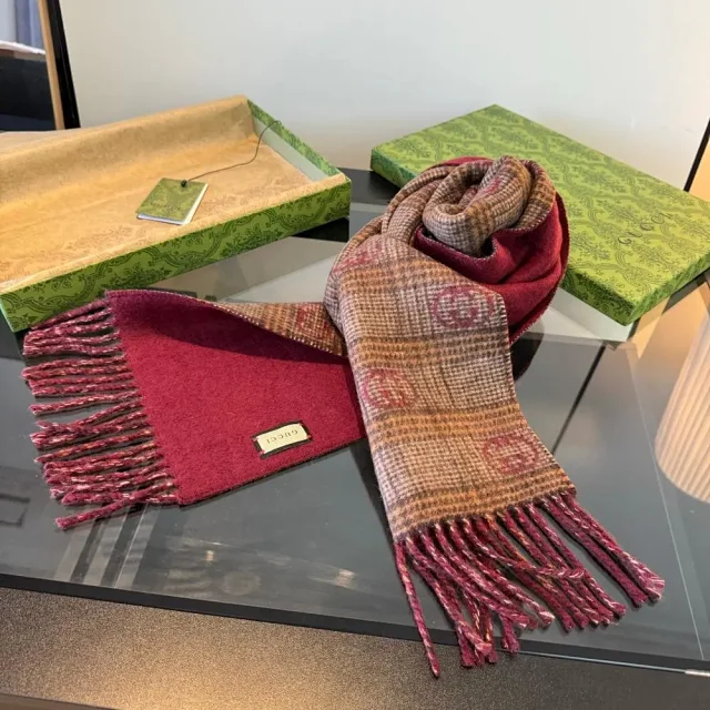 Gucci Scarves GG Monogram Fringed Scarf product detail image 8