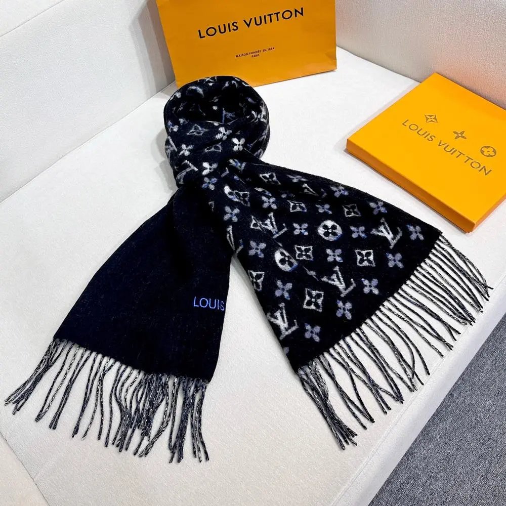 Louis Vuitton Scarves Fringed Monogram Scarf image 8