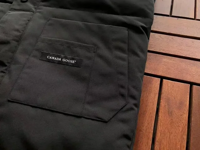 Canada Goose Vests Quilted stand-collar puffer vest product detail image 5