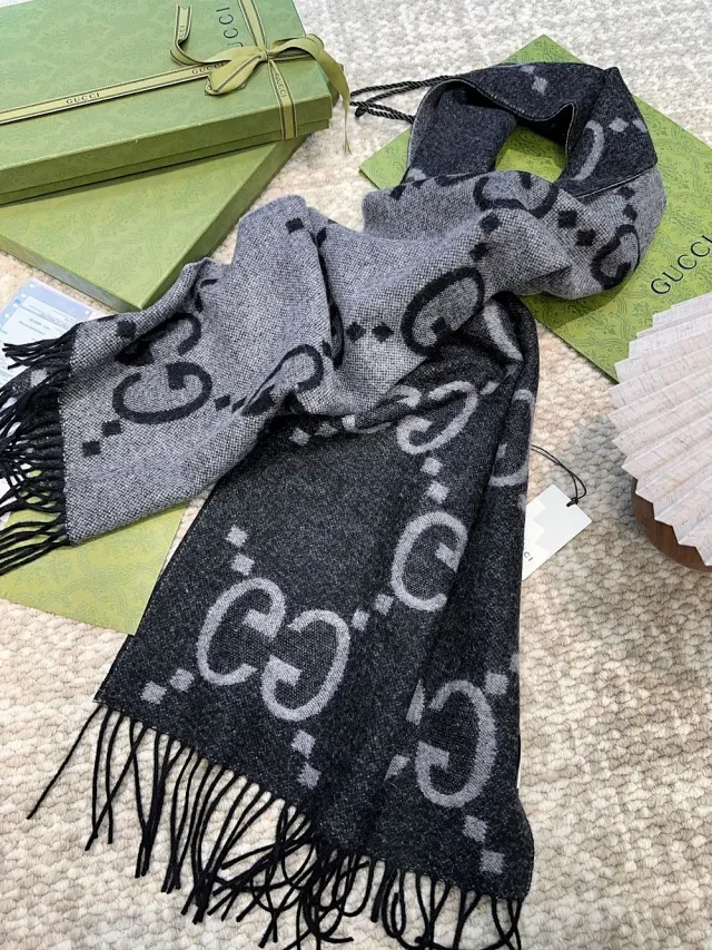 Gucci Scarves GG Monogram Fringed Scarf product detail image 7