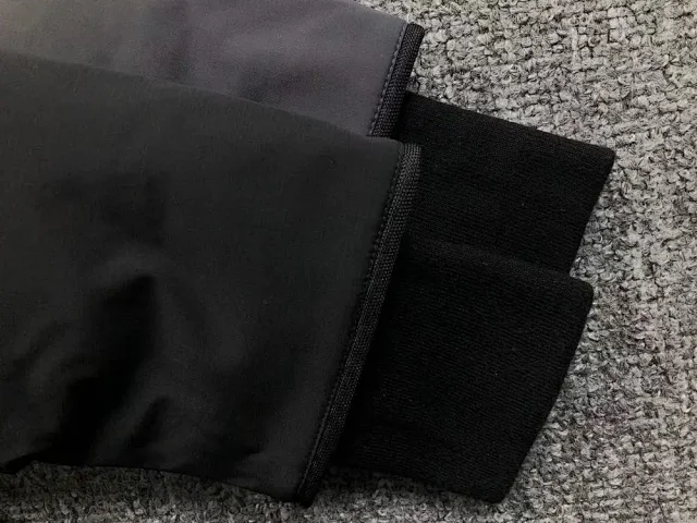 Canada Goose Down Jackets Hooded Four-Pocket Jacket with Reflective Trim product detail image 7