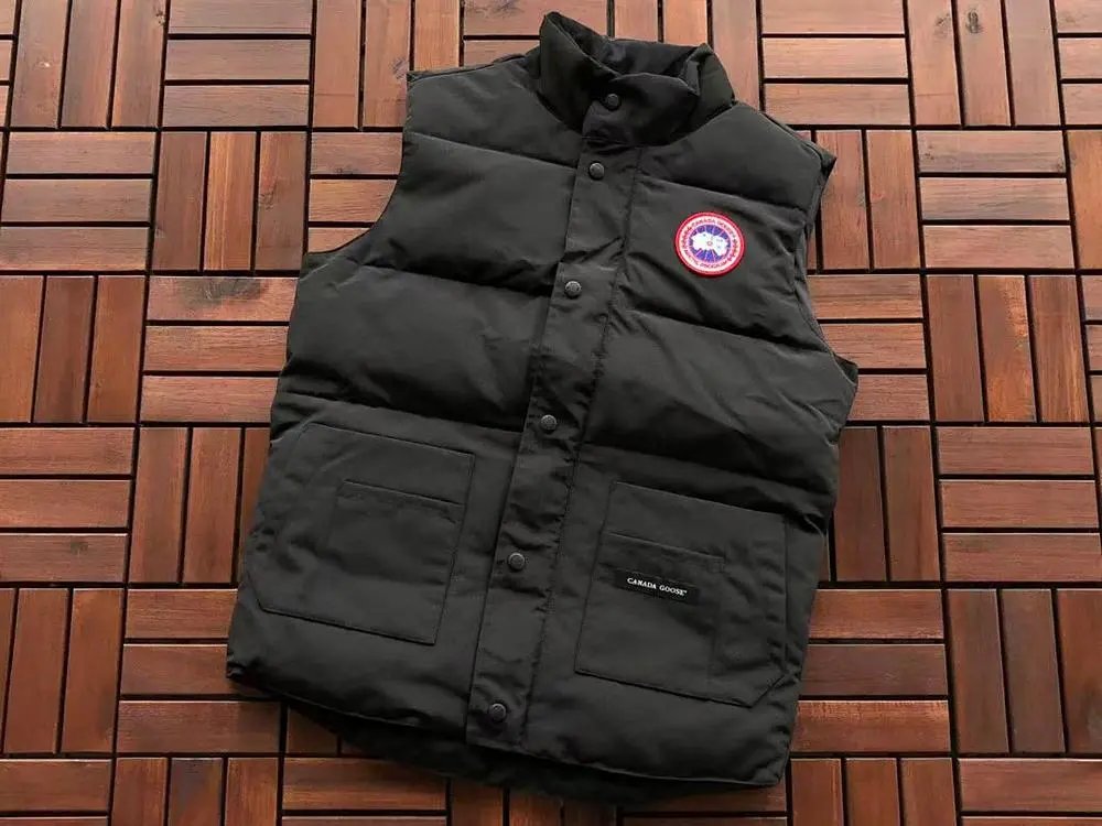 Canada Goose Vests Quilted stand-collar puffer vest image 2