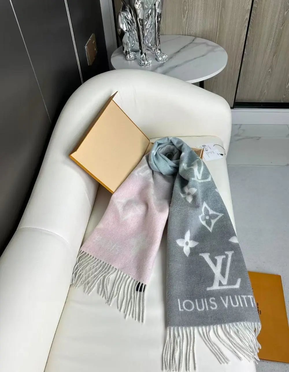 Louis Vuitton Scarves Fringed Monogram Scarf image 10