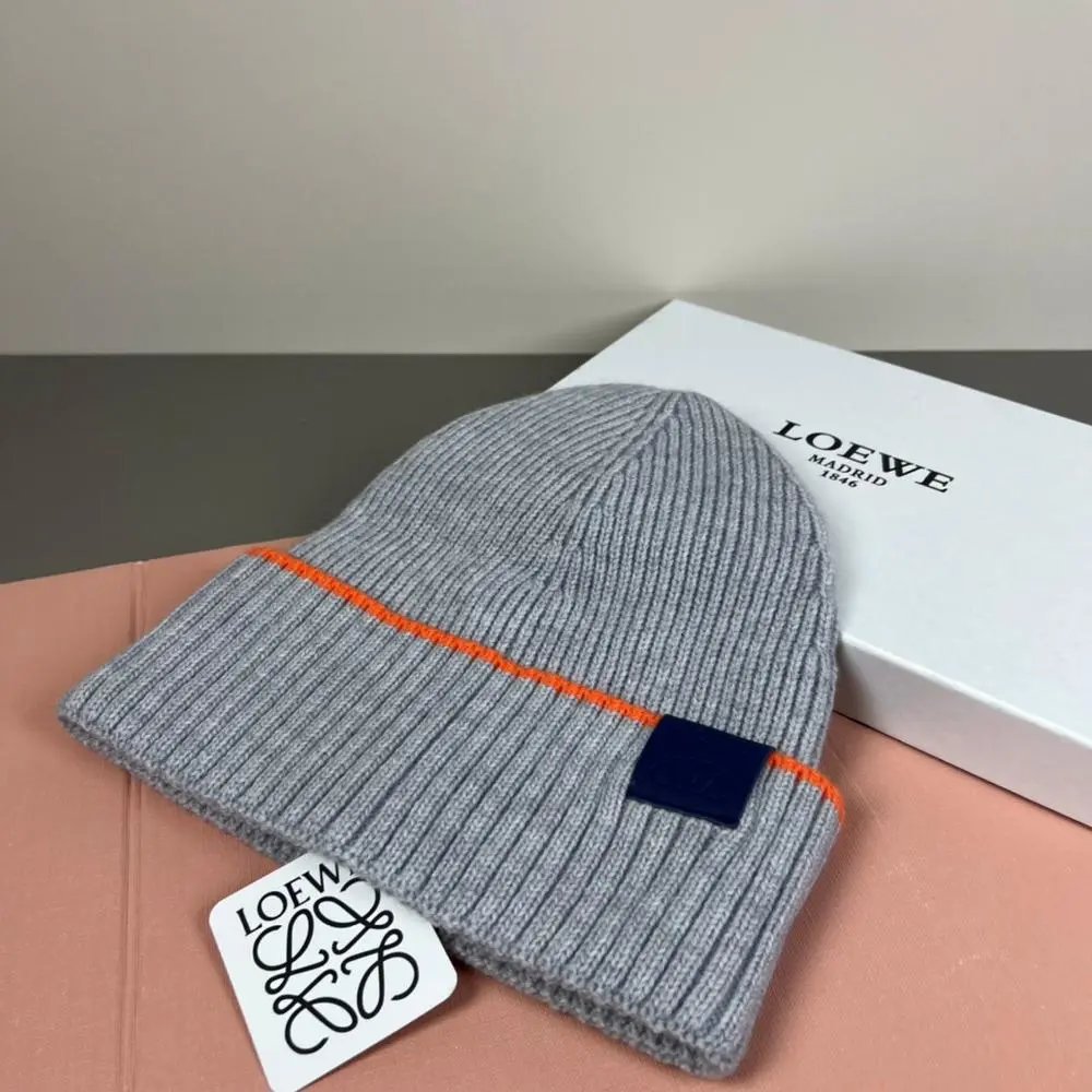 Loewe Hats Rib-knit cuffed beanie with contrast trim and Anagram patch image 4