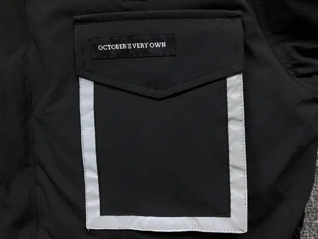 Canada Goose Down Jackets Hooded Four-Pocket Jacket with Reflective Trim product detail image 6