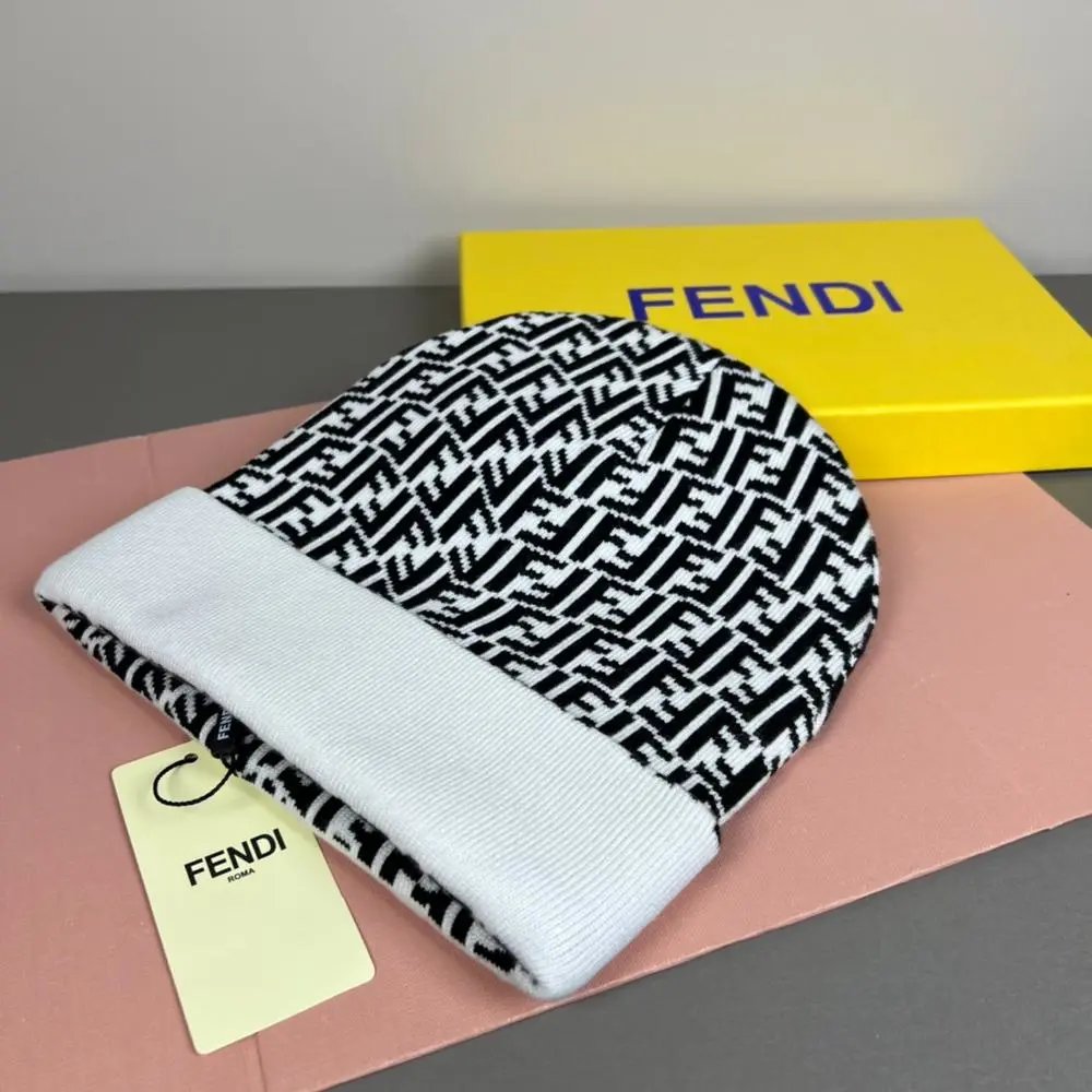 Fendi Hats Knitted Beanie image 5