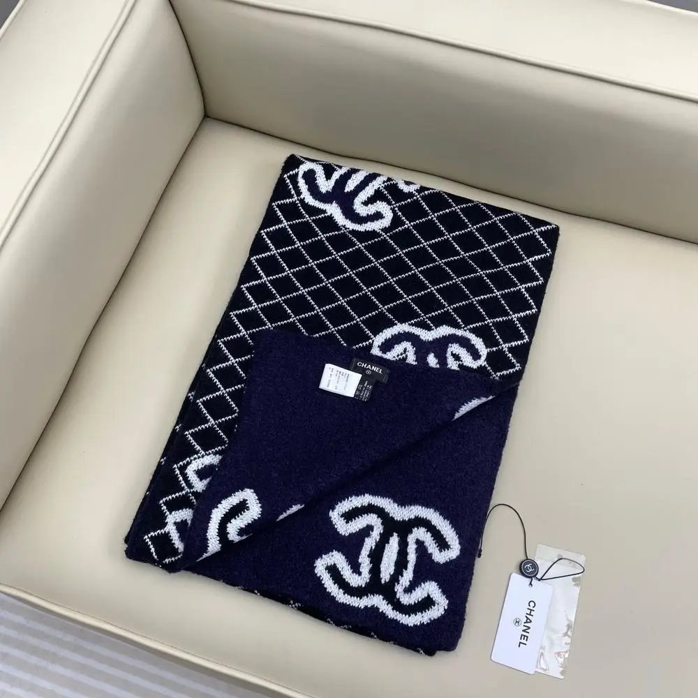 Chanel Scarves CC logo knit scarf image 4