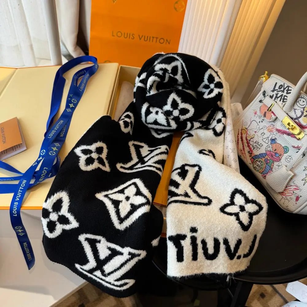 Louis Vuitton Scarves Monogram fringed scarf image 10