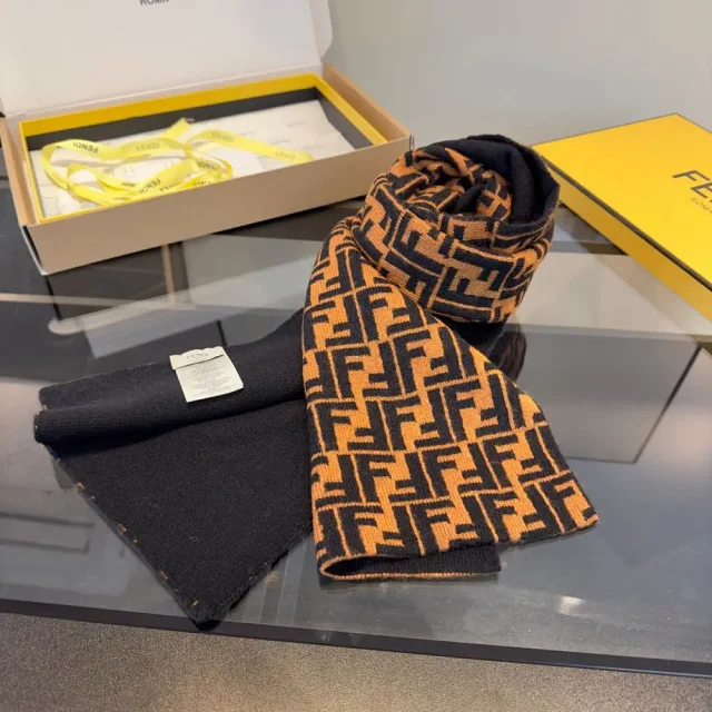 Fendi Scarves FF monogram fringed scarf product detail image 4