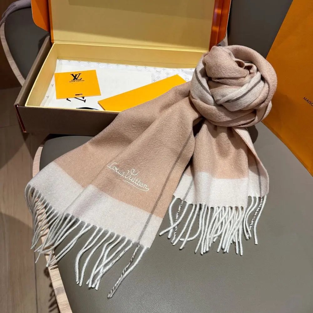 Louis Vuitton Scarves Monogram and fringed scarf styles image 8