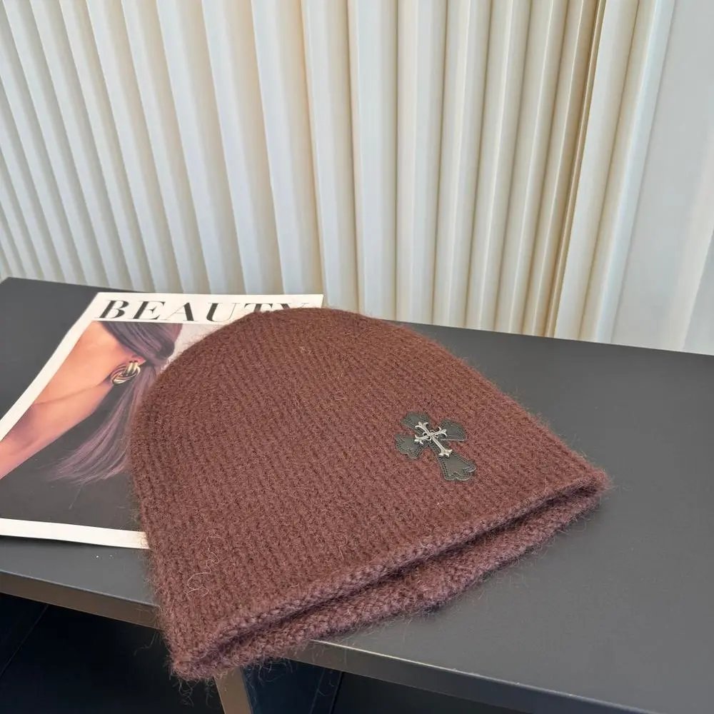 Unbranded Hats Knitted beanie with cross appliqué image 9