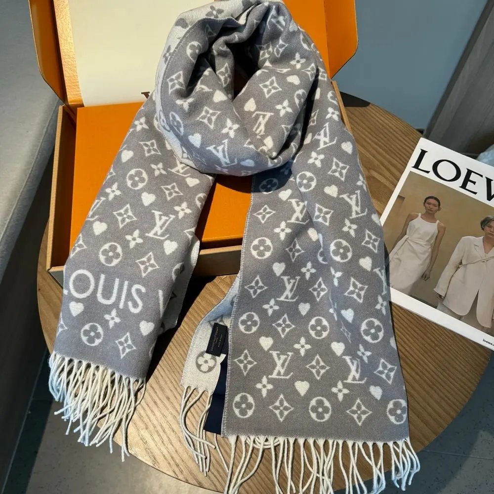Louis Vuitton Scarves Logo-patterned scarf image 5