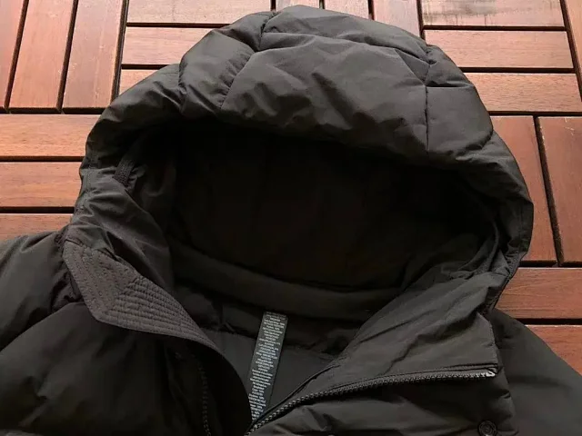 Woolrich Down Jackets Hooded quilted puffer jacket product detail image 8