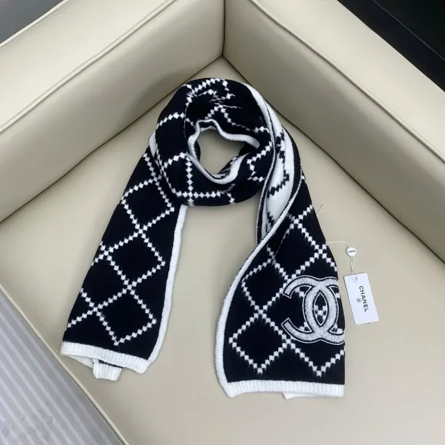Chanel Scarves Logo Scarf product detail image 2