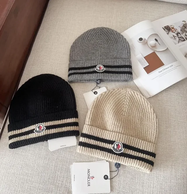 Moncler Hats Ribbed Cuff Knit Beanie product detail image 2