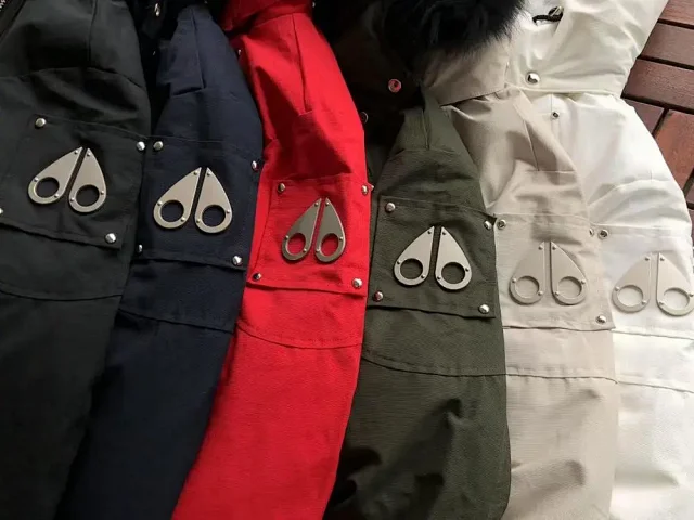 Moose Knuckles Down Jackets Fur-Trim Hooded Bomber Jacket product detail image 11