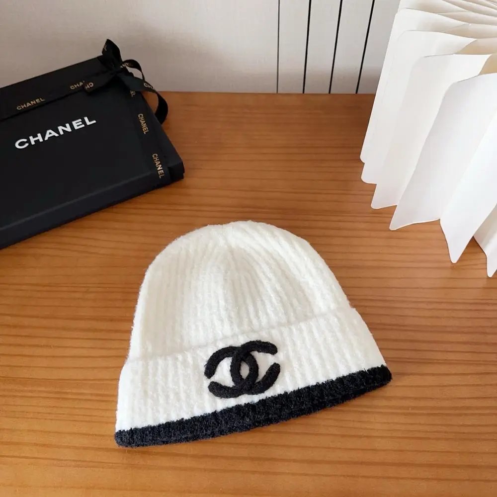 Chanel Hats Ribbed knit CC-logo beanie image 4