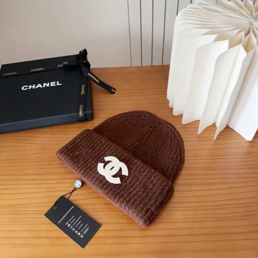 Chanel Hats Ribbed knit CC-logo beanie — Style 8