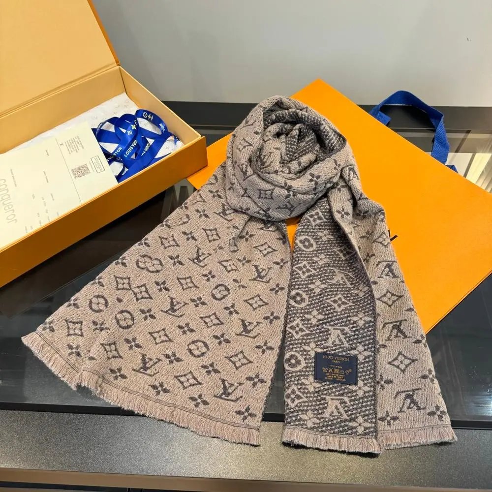 Louis Vuitton Scarves Monogram and checkered knit image 6