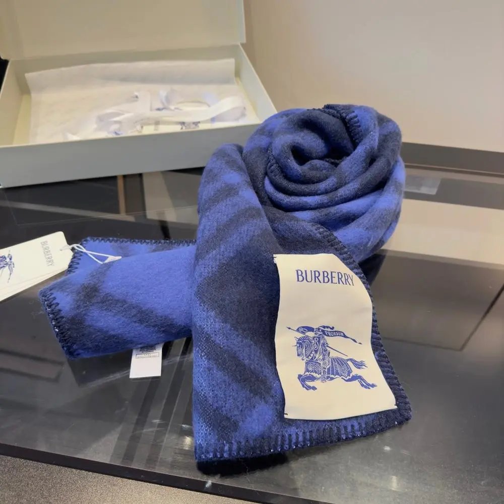 Burberry Scarves Fringed check scarf image 7