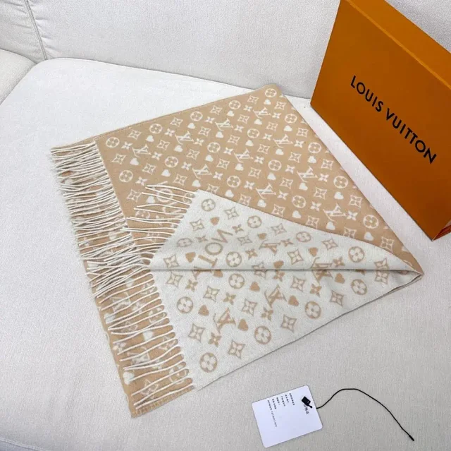 Louis Vuitton Scarves Assorted logo-pattern product detail image 2
