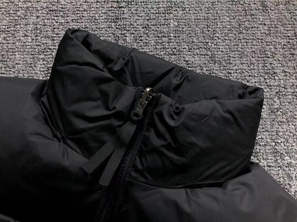 The North Face Vests 700-fill color-block puffer vest image 5