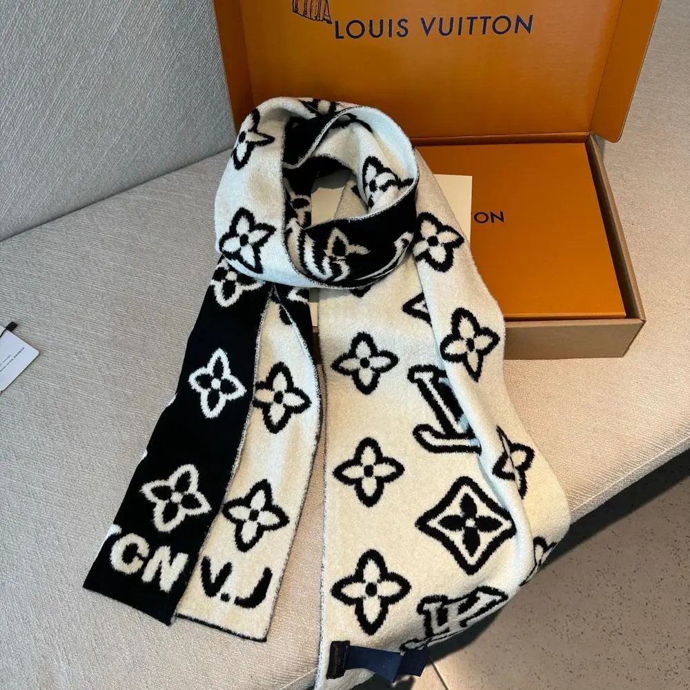 Louis Vuitton Scarves Assorted logo-pattern image 10