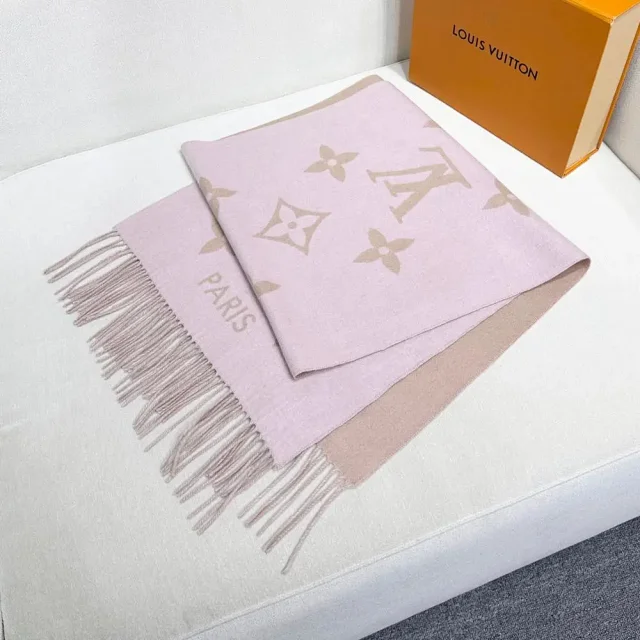 Louis Vuitton Scarves Monogram Fringe Scarf product detail image 7