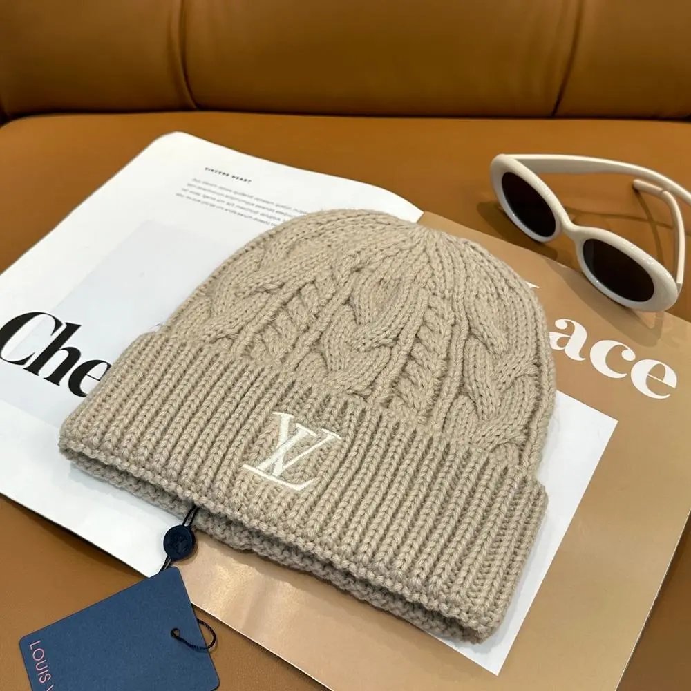 Louis Vuitton Hats Ribbed Knit Cuffed Beanie with LV Patch — Style 5