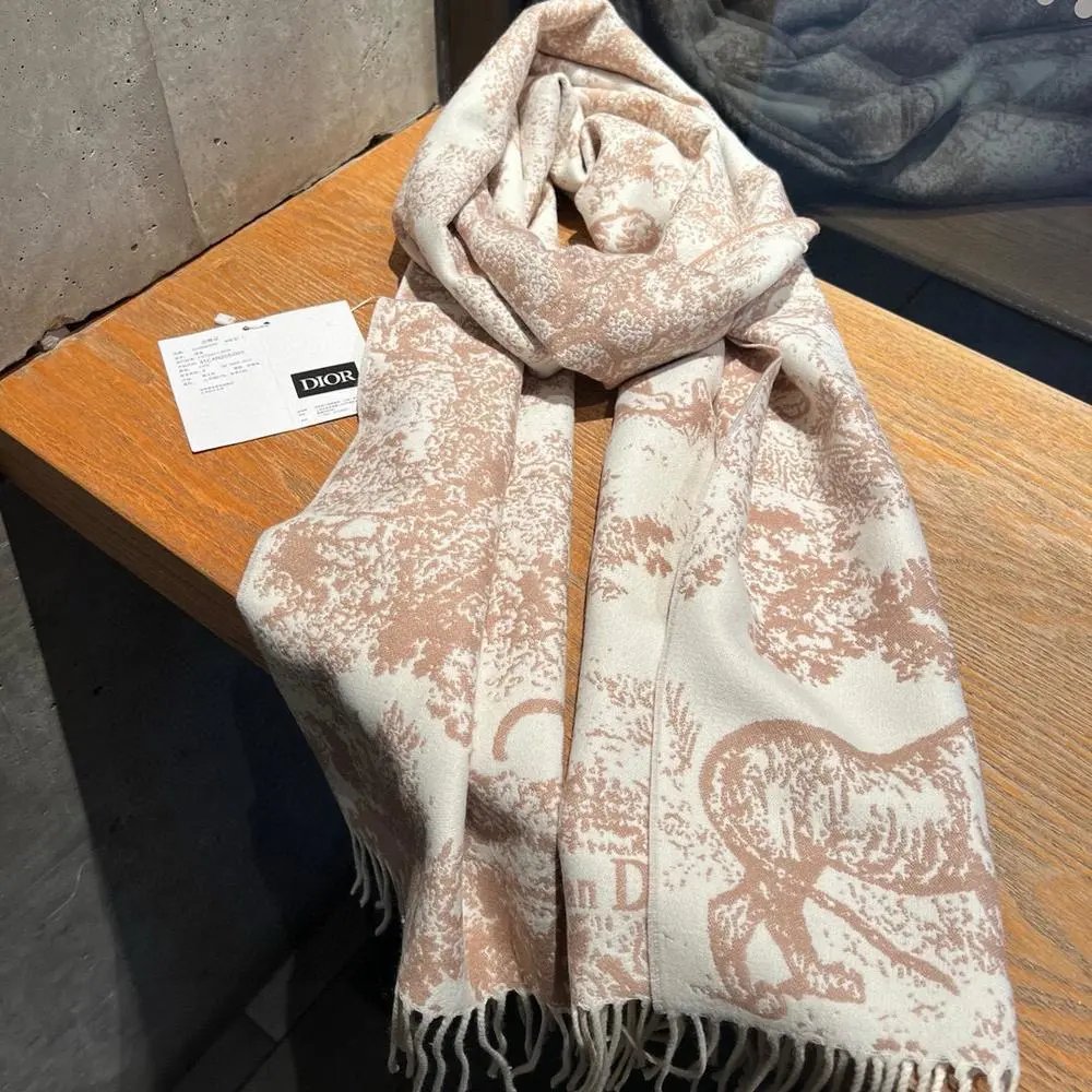 Dior Scarves Fringed logo-pattern scarf image 9