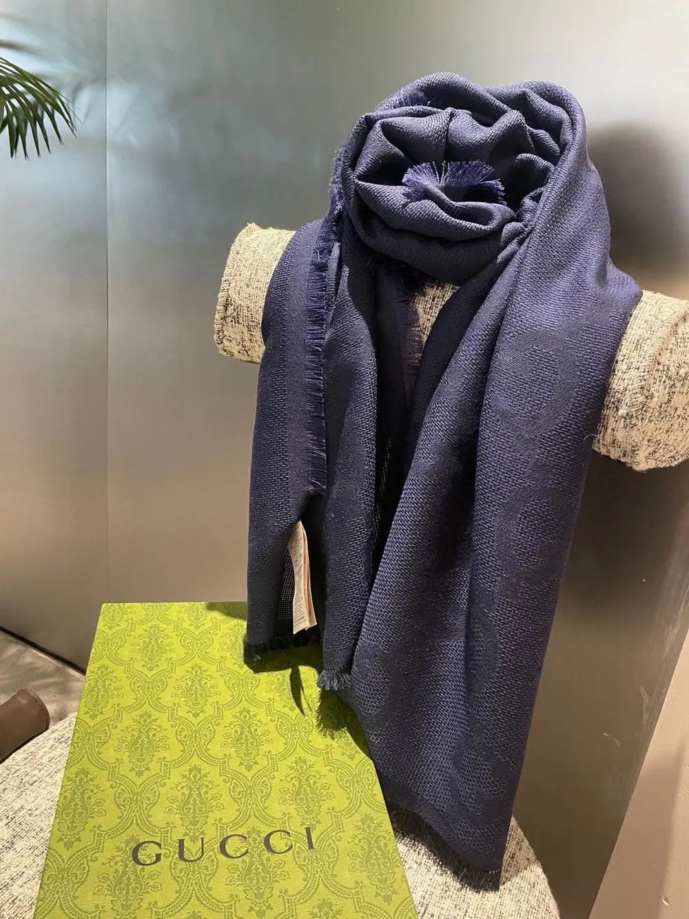 Gucci Scarves Fringed woven with striped and monogram designs image 4