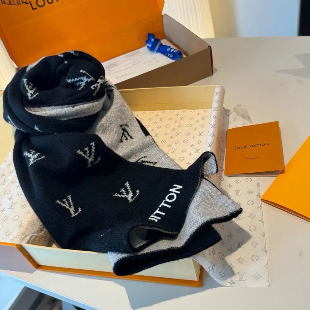 Louis Vuitton Scarves Logo-patterned scarf image 10