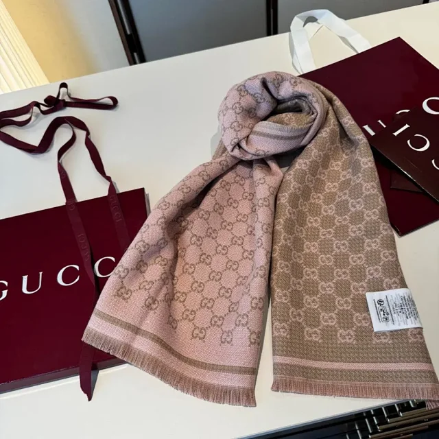 Gucci Scarves GG monogram fringed scarf product detail image 5