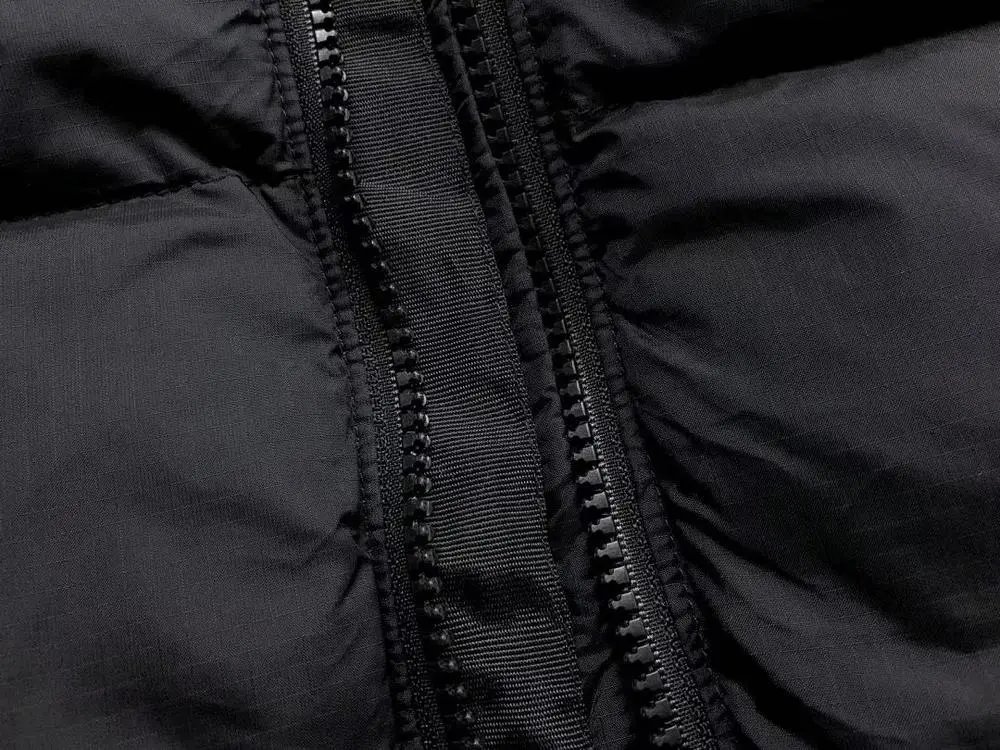 The North Face Vests 700-fill color-block puffer vest image 7