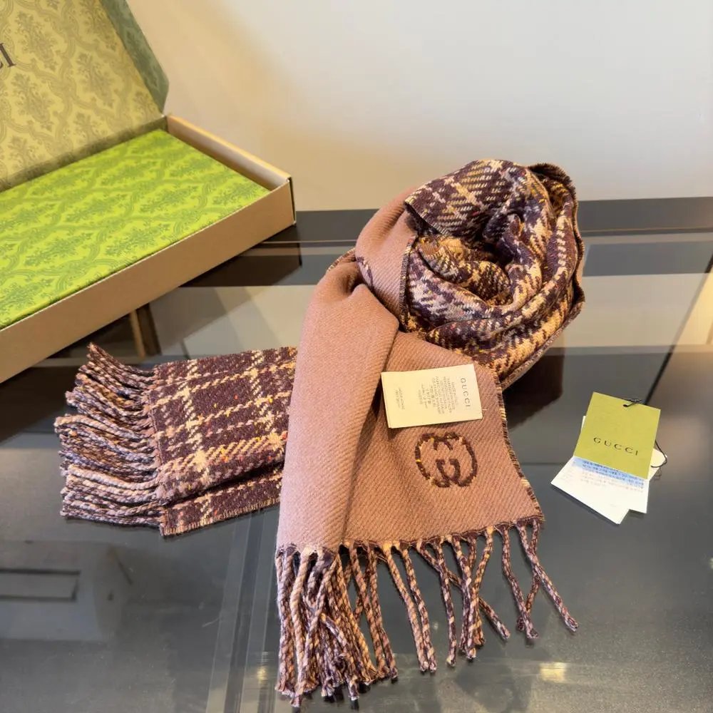 Gucci Scarves Fringed GG monogram and plaid scarf image 3