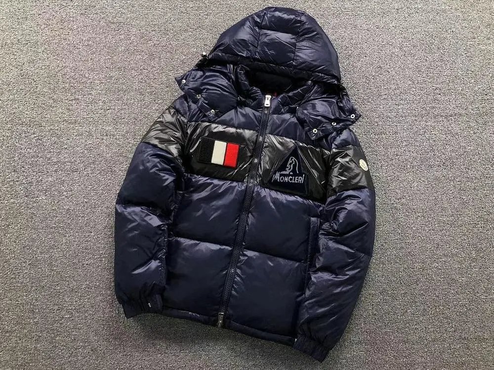 Moncler Down Jackets Hooded color-block puffer jacket image 3