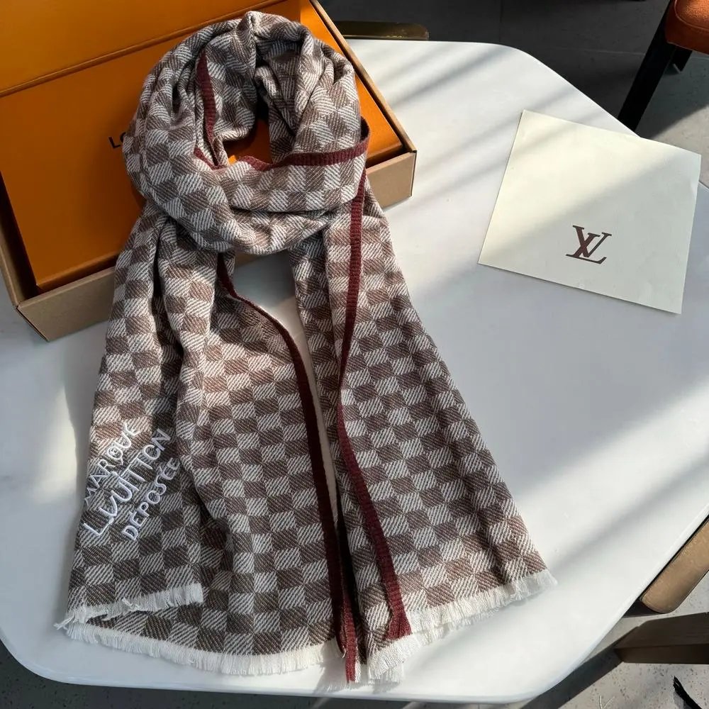 Louis Vuitton Scarves Fringed monogram and check pattern scarf image 3