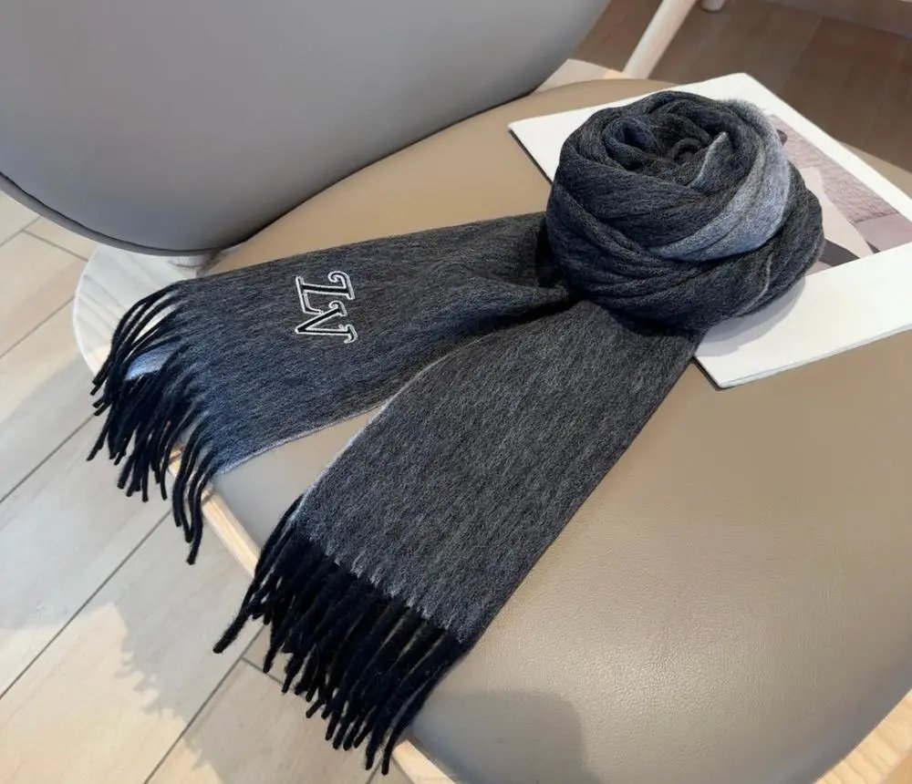 Louis Vuitton Scarves Fringed Monogram Scarf image 9